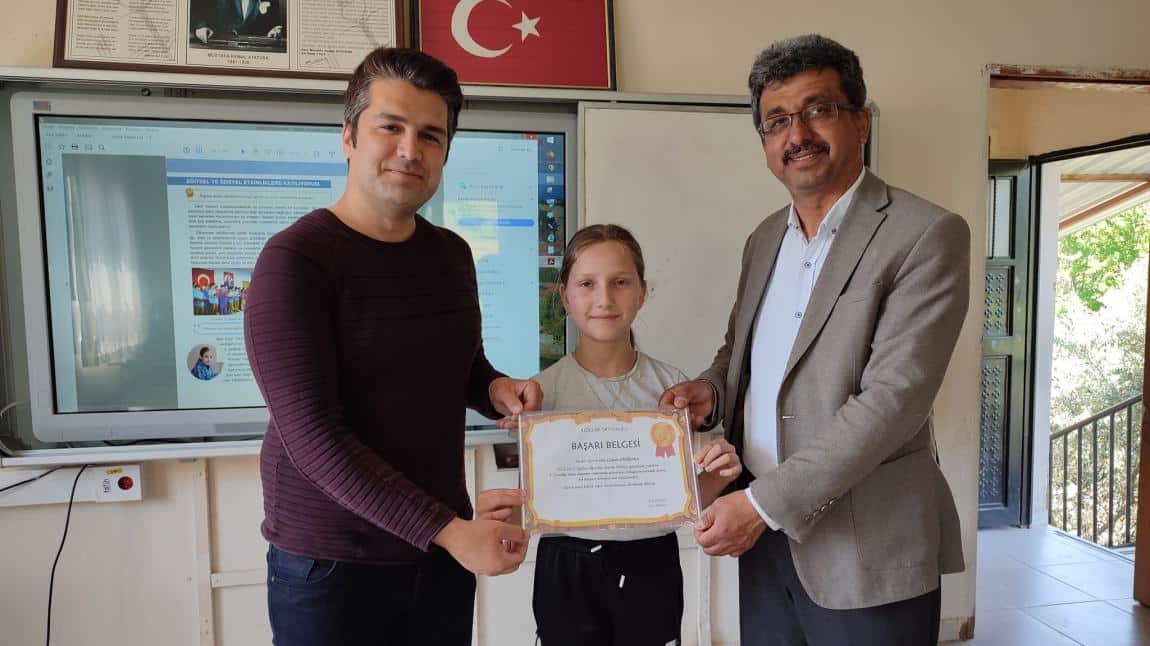 Okulumuz 4-A sınıfından Cennet GÖZÜKARA Türkiye geneli yapılan deneme sınavında başarılı olmuştur.